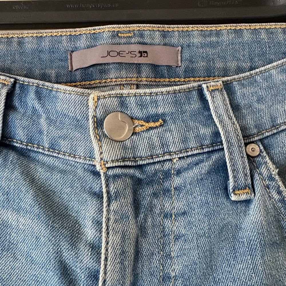 Joe's Light Wash Straight Leg Lightweight Distressed Women's Jeans W26 - Picture 4 of 6